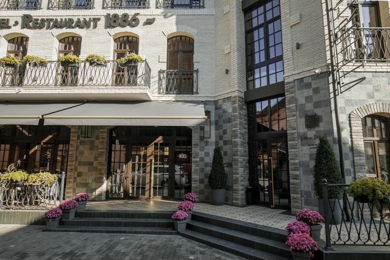 Victoria Deluxe Hotel تشيرنيفتسي المظهر الخارجي الصورة