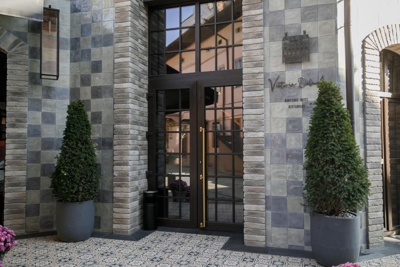 Victoria Deluxe Hotel تشيرنيفتسي المظهر الخارجي الصورة